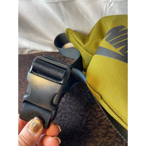 Nike Heritage hip pack/crossbody - Picture 12 of 12